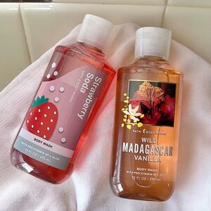 BBW Body Washes Set of 2 - Strawberry Soda & Wild Madagascar Vanilla